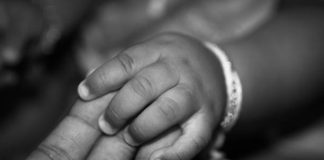 Lutja që bëhet për fëmijën e vdekur, kur i falet namazi i xhenazes