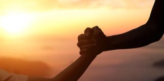 Lutja për dikë, që të bën ndonjë të mirë