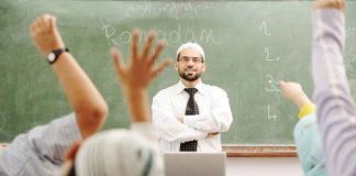 Cila është vlera e diturisë fetare?