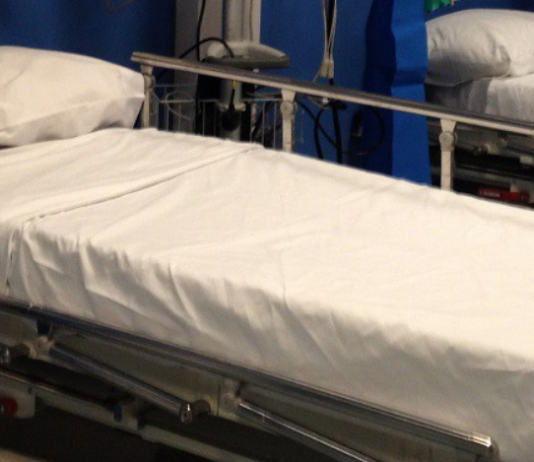 A duhet ta fal namazin i sëmuri para apo pas operacionit?