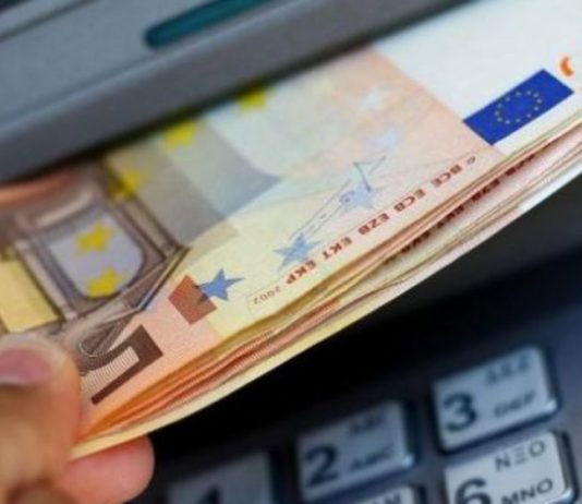 Në bazë të kujt rregullohet sistemi i pagesave dhe shpërblimeve në Islam?