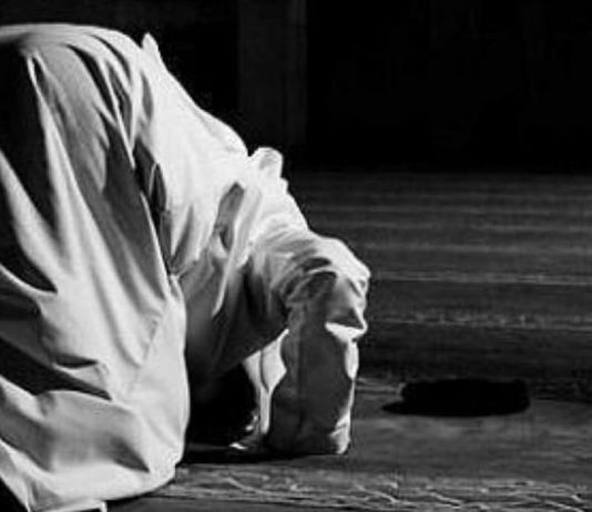 Sa rekate falet namazi i natës në dhjetë netëshin e fundit të Ramazanit?