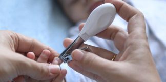 Dikush i lë thonjtë e tij të rriten, dhe i mbushen me papastërti? A është i vlefshëm abdesi tek te tillët?