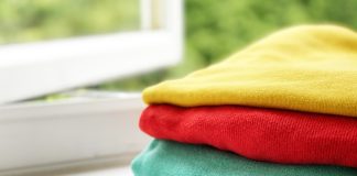 A janë pengesë për namaz djersitja dhe njollat e papastërtisë në rrobat e brendshme?