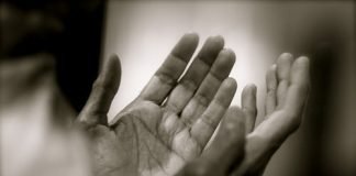 A do t’i harrojnë dy engjëjt veprat e këqija të personit që pendohet?