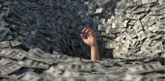 A mund ta hajë ushqimin e babait, kur e di që pasuria e tij është fituar haram?