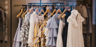 Veshja e femres para babait