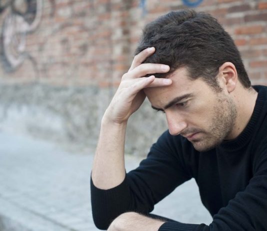 Çfarë është prekja nga xhinët dhe cilat janë shenjat?