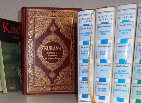A lejohet ta lexojmë Kuranin shqip në gjendje të papastër?