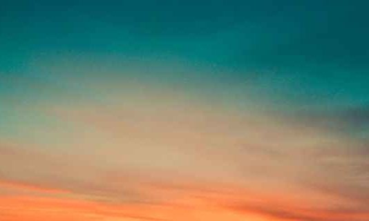 Pse melekët i shkruajnë veprat tona, kur Allahu i di të gjitha?