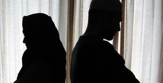 Ç’hapa duhet ndërmarrë për t’i zgjidhur problemet bashkëshortore?