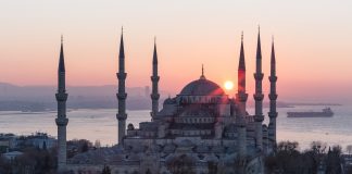Çfarë ndodh nëse nuk e falim namazin e xhumasë?