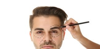 A lejohet kirurgjia kozmetike?