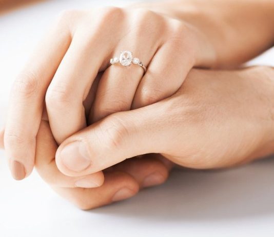 A është e vlefshme martesa pa dëshmitar?