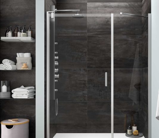 A lejohet ta falim namazin nëse vetëm bëjmë dush, pa marrë abdes?