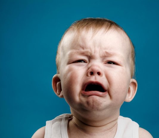 Çfarë duaje duhet të thuhet kur fëmija qanë?