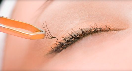 A pengon në abdes mbjellja e qerpikëve?