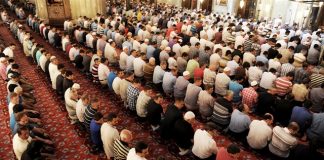 A lejohet të falim namaz nafile pas namazit të xhumasë?