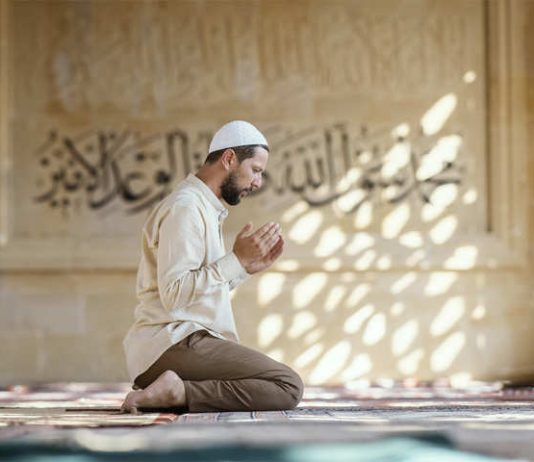 Kam frikë se nëse falem gabimisht, mos jam pjesë e ndonjë sekti të devijuar..