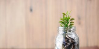 “Nuk të duhet feja nëse nuk ke para!”