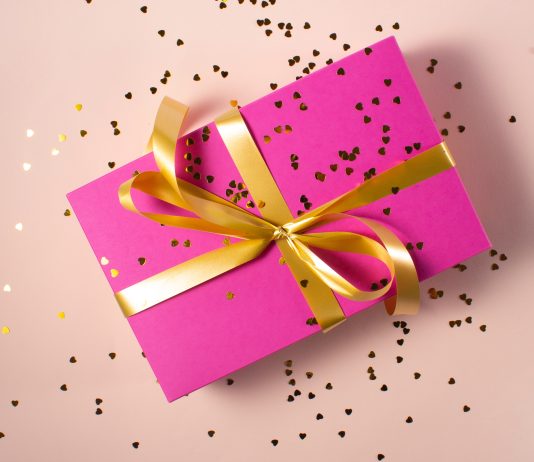 A lejohet t’i falet mehri bashkëshortit?