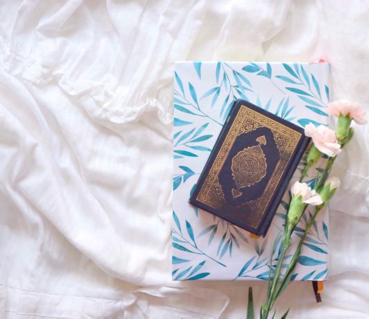 A lejohet ta lexojmë Kuranin kur jemi me cikël menstrual?