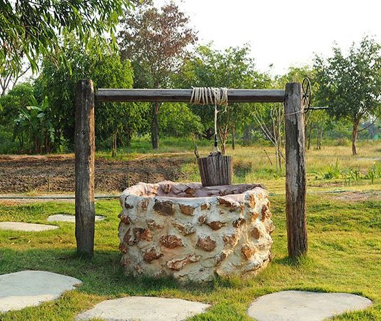 A lejohet që të hapim bunare për prindërit e mi dhe prindërit e burrit me paratë e zekatit?