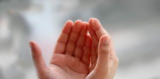 Kur bëjmë dua, a të themi “na e mundëso, nëse është hajr për ne”?