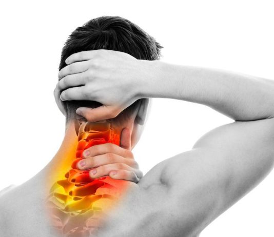 Kam lënë namazin ngase kam probleme me unazat e qafës, çfarë më këshilloni?