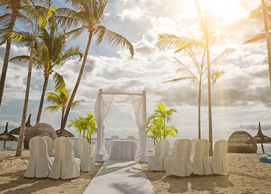 A lejohet të martohemi pak ditë para haxhit?