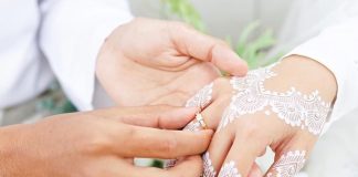 Pas niqahut a është e detyrueshme të shkosh për të jetuar tek shtëpia e burrit?