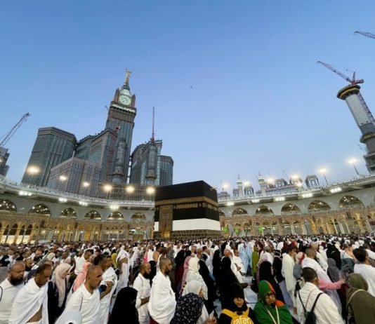 A lejohet të shkoj në haxh nëse kam ende borxh për veturë apo shtëpi?