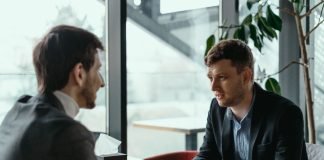 Dashuria ndaj jomuslimanëve