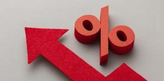 Ai mori hua nga gruaja e tij dhe kur erdhi koha për t’ia paguar, çmimi i arit ishte rritur. A hyn kjo nën titullin e kamatës?