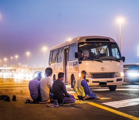 ”Cili është gjykimi i namazit në mjet transporti?”