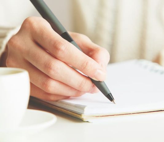 Prindërit e mi kanë vdekur, por ata i kanë dhënë një fëmijë dajës, pyetja është a i ndahet pasuria e prindërve edhe fëmijës së falur?