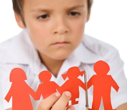 Mospajtimet dhe fjalosjet para fëmijëve