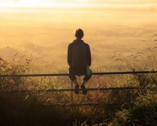 PËR LARGIMIN E SHEJTANIT DHE VESVESEVE (NGACMIMEVE) TË TIJ