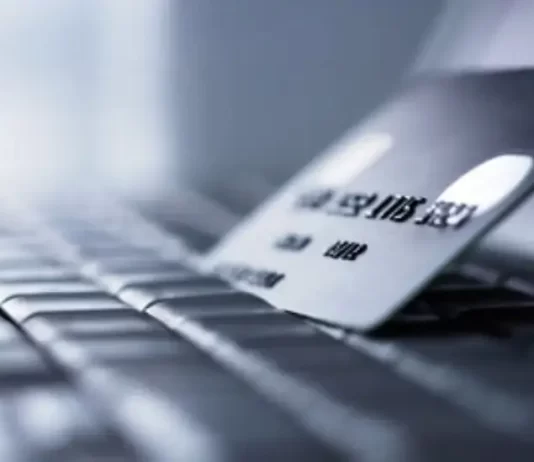 A lejohet përdorimi i kartelave bankare?