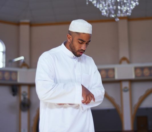 A mund t’i falim vetëm tre namazet në ditë