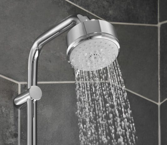 Gruaja ime pas marrëdhënieve seksuale pastrohet, por pasi pastrohet prej saj del spermë, çfarë të veproj?