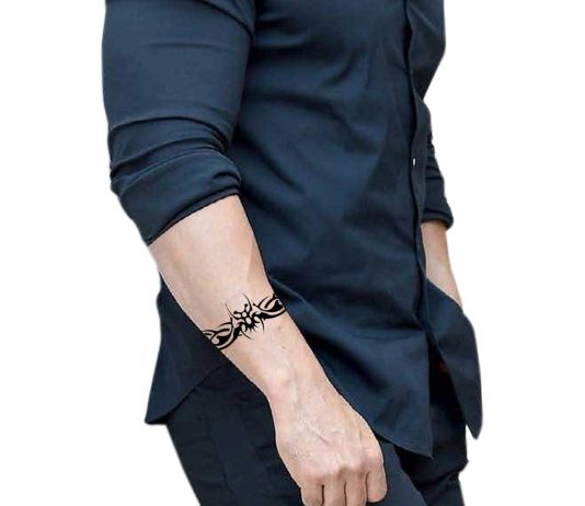 A duhet të hiqet tatuazhi i bërë para udhëzimit pavarësisht dhimbjes gjatë trajtimit?