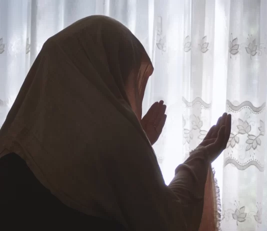 A është kusht abdesi për të bërë dua?