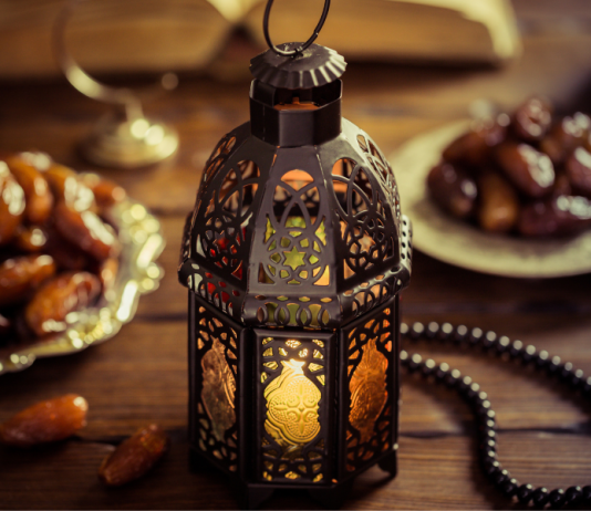 A mund të agjëroj ditën e Ashurasë, sepse ka disa që thonë nuk duhet të agjërohet ditë shtune?