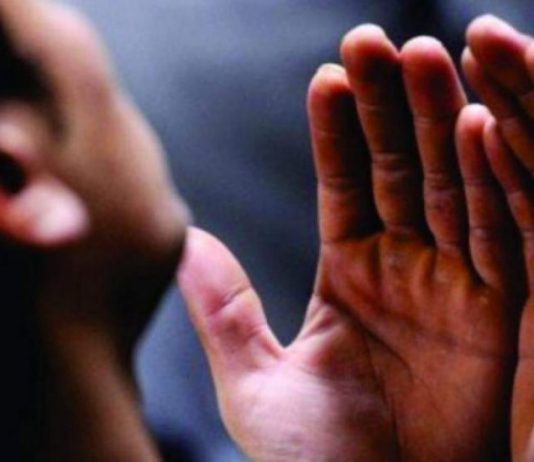 A mund ta bëj këtë lutje: “O Allah, për hir të agjërimit që po e bëj për Ty, më shëro!”?