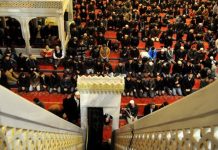 Si të reagojmë nëse dikush flet gjatë hytbes së xhumasë?