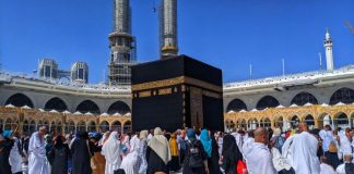 A lejohet ta kryej Haxhin para prindërve nëse ata nuk e kanë kryer ende?