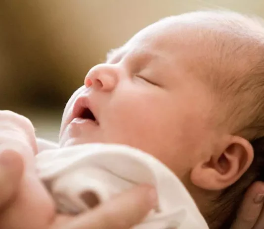 Çfarë kuptimi ka emri Elias dhe a dallon nga Eliyah?