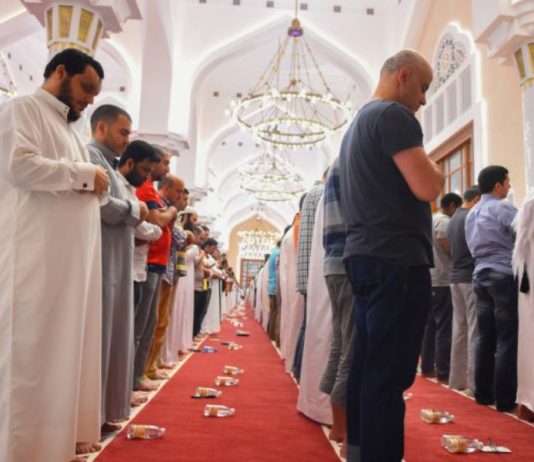 Kalimi para atij që falet…?!