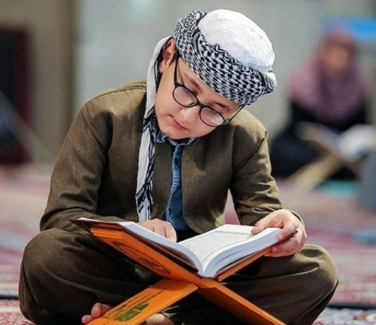 A ka pengesë fetare që mësuesi i Kuranit të paguhet?